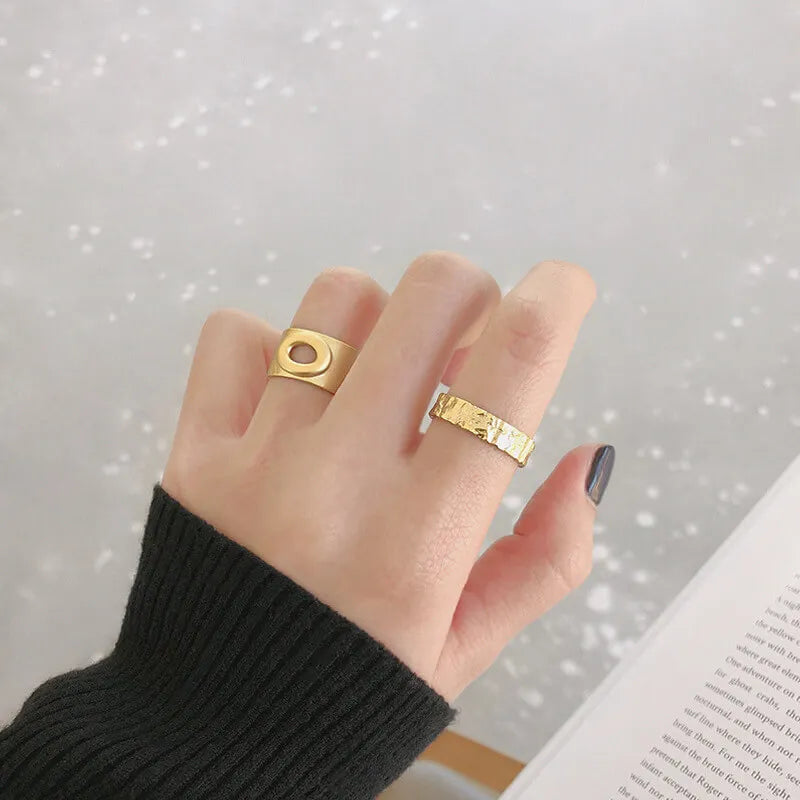 Wide Open wide silver ring in 925 sterling silver with a sculptural 