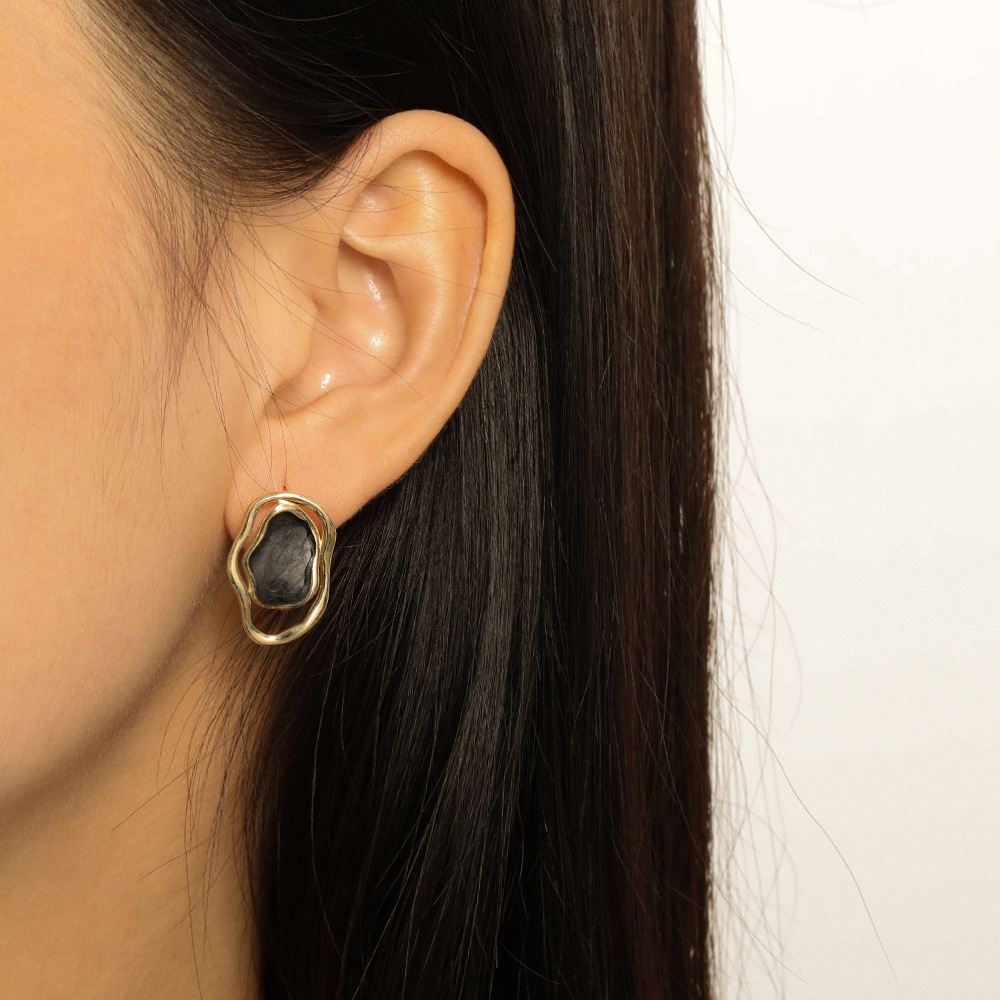 Hollow Epoxy Earrings