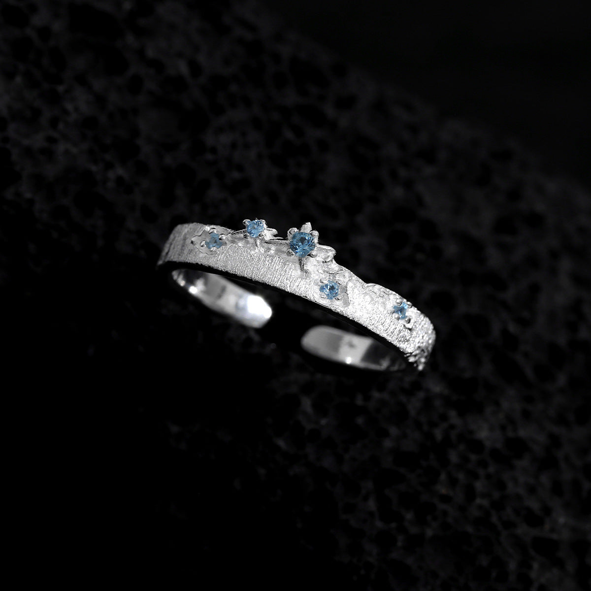 Blue Cubic Zirconia Star Ring | Brushed Silver